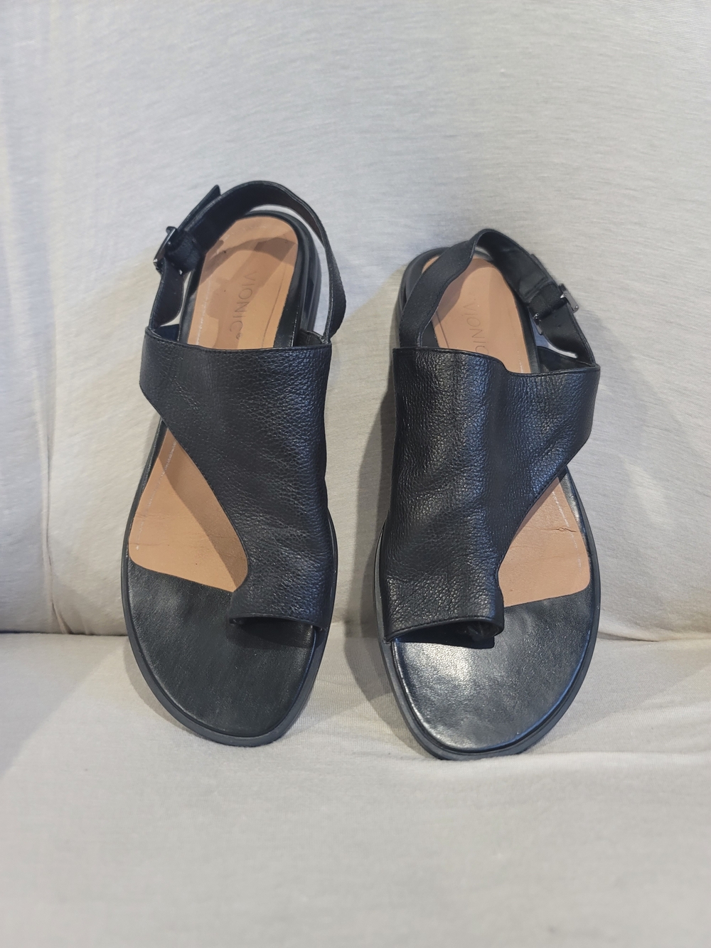 Vionic Black Leather Ella Toe Post Slingback Sandals Women's Size 8M - Picture 2 of 7